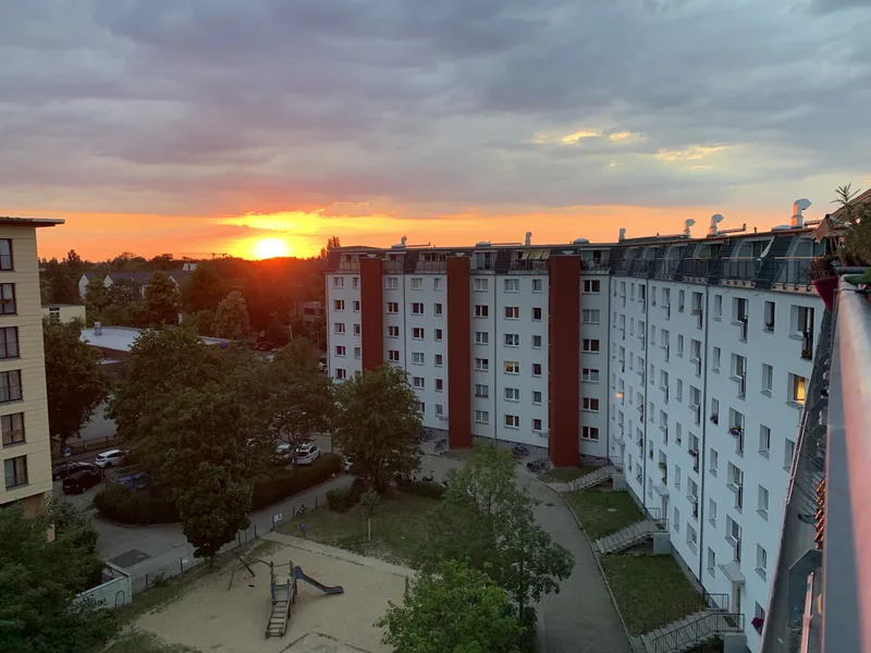 Helle 2-Zimmer-Wohnung mit Balkon auf Zeit – Berlin, U2-Nähe — photo 1